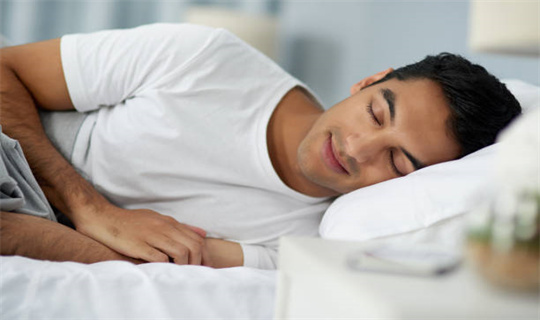 Массажные подушки и подушки позволяют вам расслабиться в любом месте. 